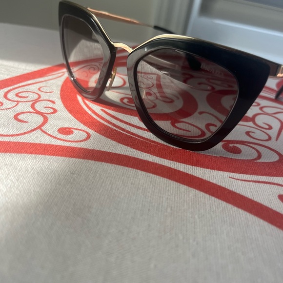 Prada Black Cat-Eye Sunglasses - Picture 3 of 10